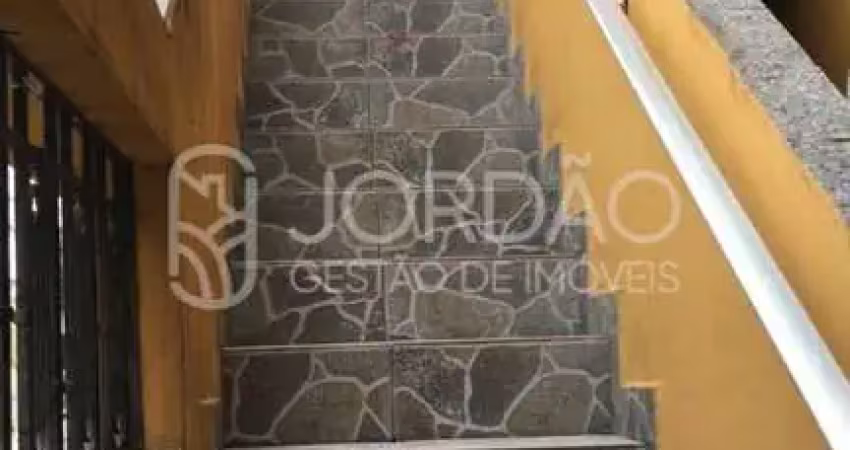 Casa com 2 quartos para alugar na Rua Delfim Carlos, 1, Olaria, Rio de Janeiro