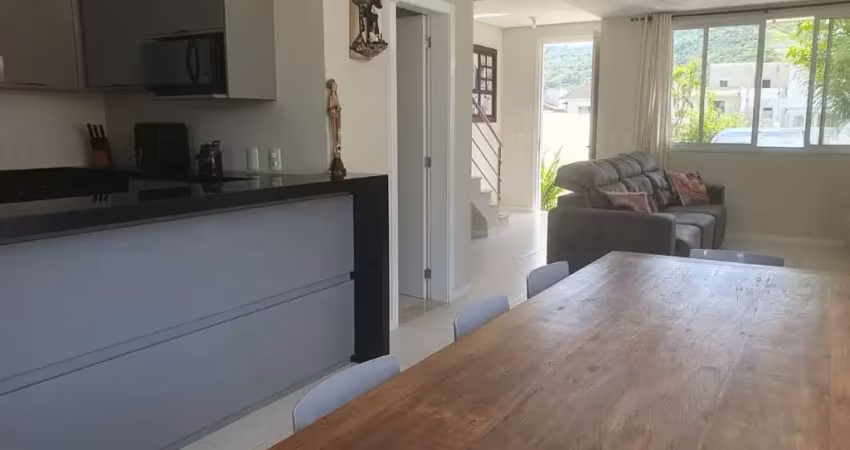 Casa com 3 quartos à venda na Rua da Sibipiruna, 68, Cachoeira do Bom Jesus, Florianópolis
