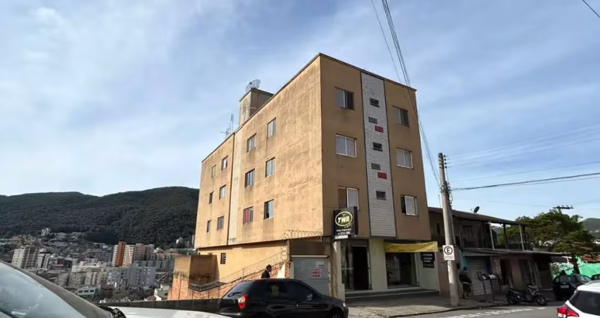 Apartamento á 2 minutos do centro de Poços de Caldas! Venha conferir!