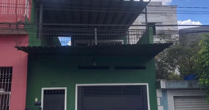 VENDE-SE LINDO SOBRADO
