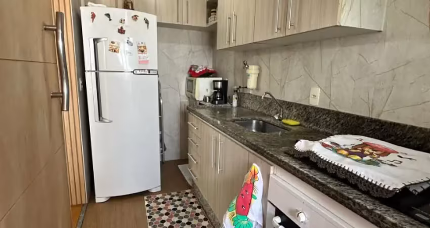 Lindo apartamento no Condomínio Colinas do Sol