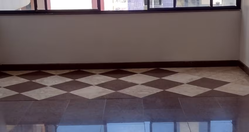 Apartamento 3/4, 2 suítes, lavabo e dependência  no melhor  da Pituba. Oportunidade.