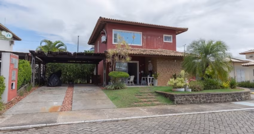 Viva o Paraíso em Piatã: Casa de Alto Padrão com Energia Solar e Porteira Fechada no Condomínio Mais Desejado!