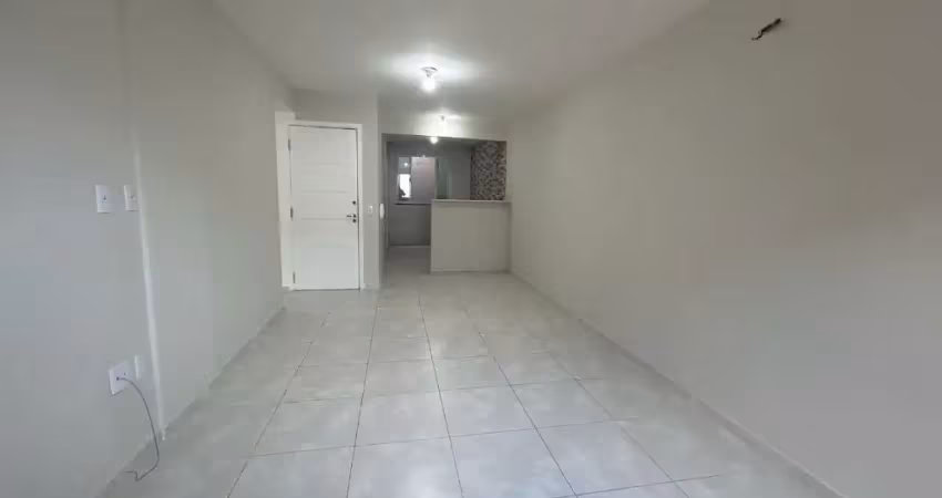 Apartamento com 2 quartos para alugar na Estrada do Outeiro Santo, 1728, Taquara, Rio de Janeiro