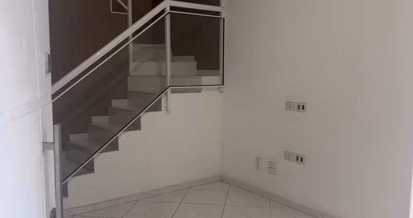Alugo/ Vendo Casa No Tanque Com 3 Quartos