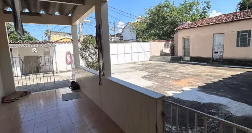 Vendo Casa Linear Com 2 Quartos Na Taquara.