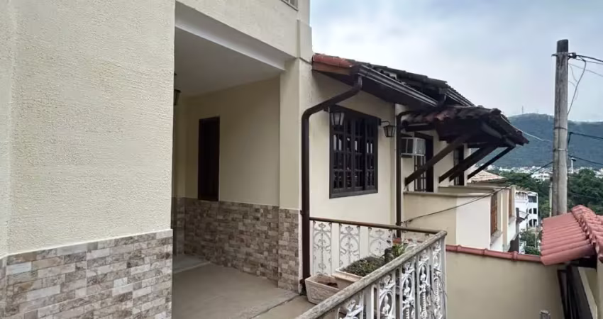 Casa com 3 quartos para alugar na Estrada do Rio Grande, 2351, Taquara, Rio de Janeiro