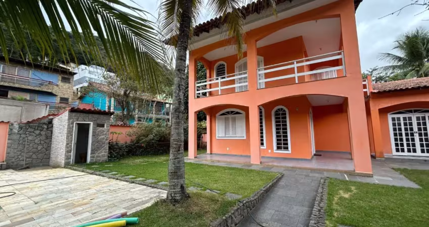 Casa em condomínio fechado com 3 quartos para alugar na Rua Jaime Barcelos, 472, Taquara, Rio de Janeiro