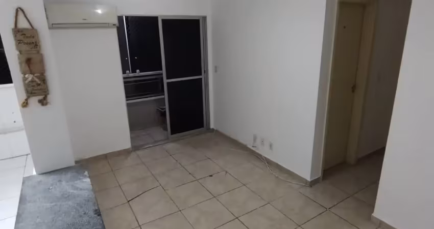 Vendo excelente apartamento pronto pra morar com 2 quartos na taquara