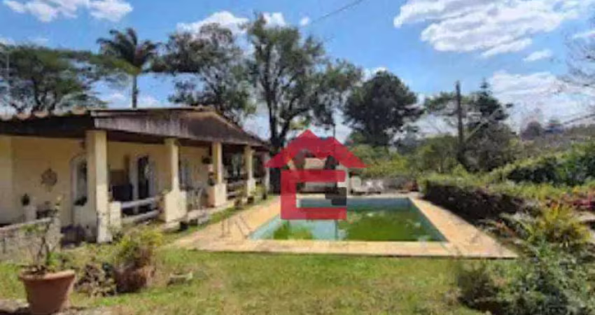 Casa à venda no condomínio parque são paulo, cotia: tranquilidade e conforto para sua família!