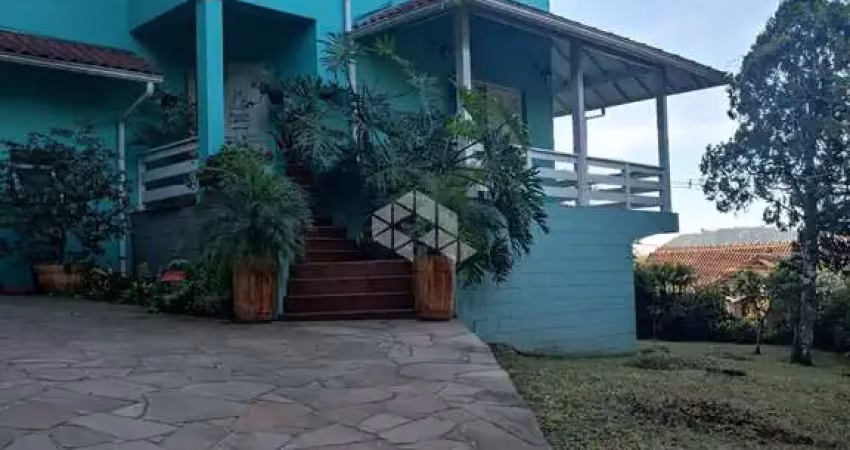 Casa de Esquina com Quiosque à Venda em Nova Petrópolis