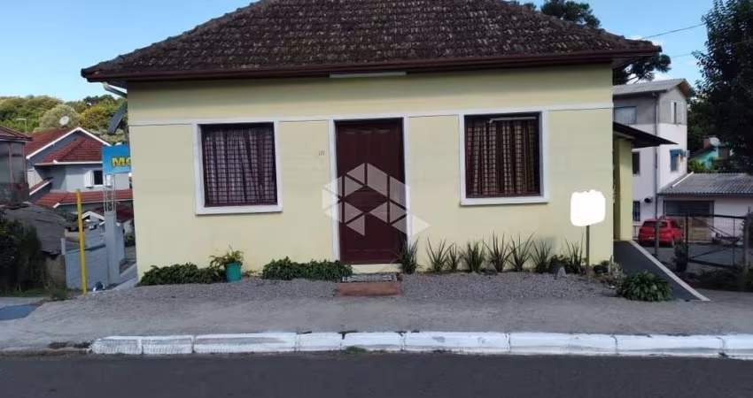 Casa com frente para Br 116