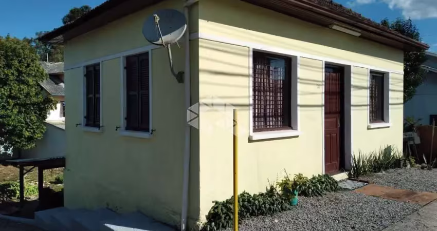 Casa com frente para Br 116