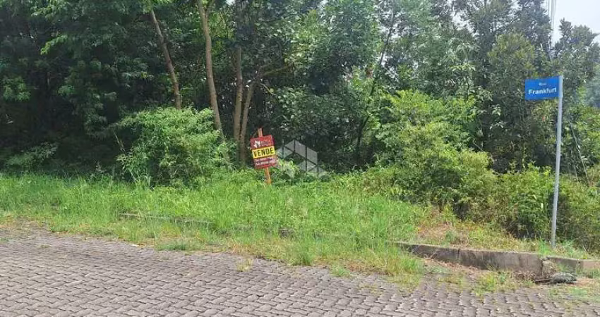 Terreno na serra gaúcha com 465 m2 em área residencial de constante valorização.