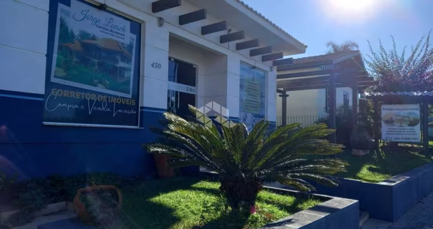 Casa Comercial, com 62,70m²