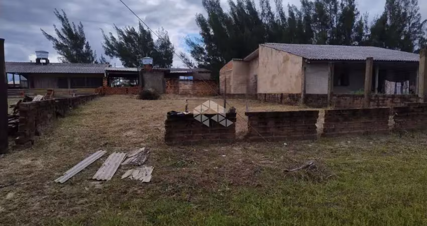 Terreno na praia de imara, em imbé com 300 m2 próximo do mar.