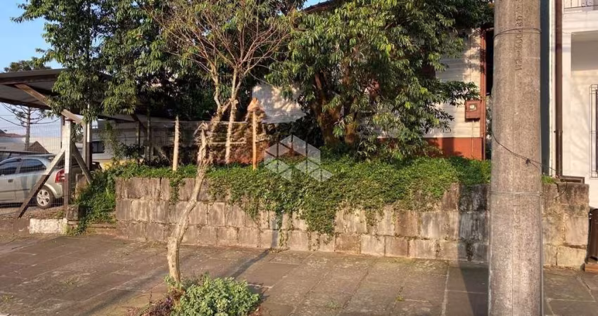 Casa com terreno fazendo frente em duas Ruas no centro de Nova Petrópolis