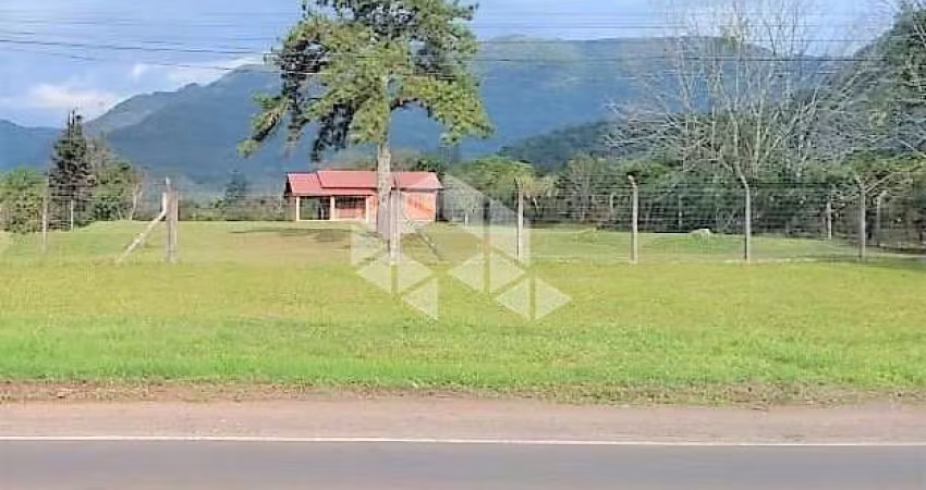 Excepcional imóvel junto a RS452