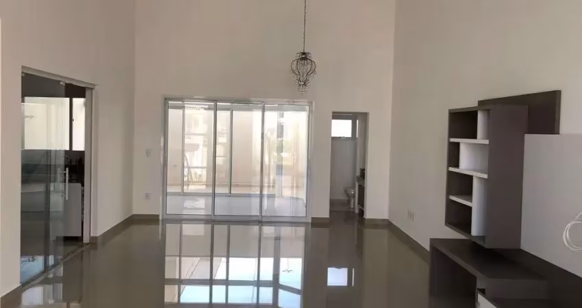 Casa com 3 dormitórios para alugar, 250 m² por R$ 8.520/mês - Parque Esplanada - Votorantim/SP