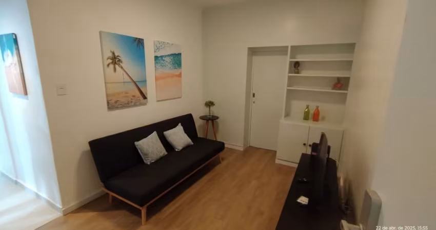 Apartamento à venda, Gonzaga, Santos, São Paulo, 1 dormitório.