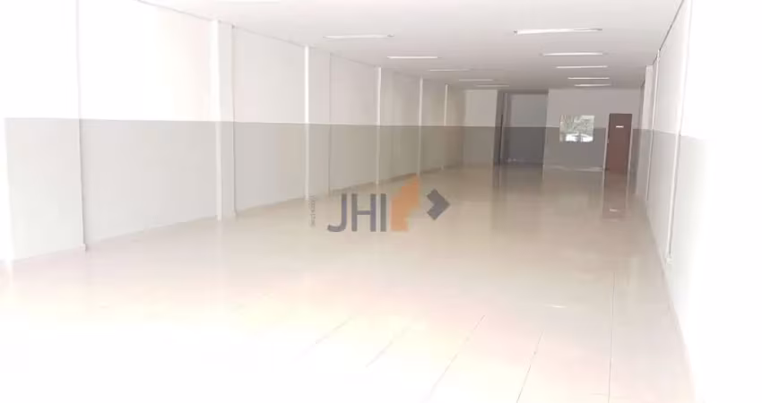 Salão comercial com 213 m² na Ponte do Pacaembu, para locação