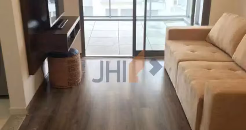Apartamento com 74 m² em pinheiros, semi-mobiliado para locação.