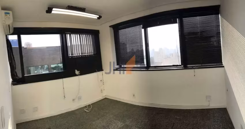 Conjunto comercial para locação com 42m² e 1 vaga de garagem.