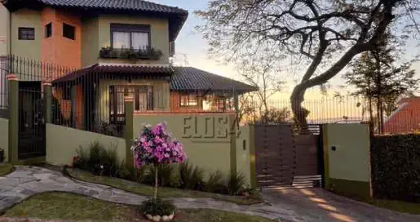 Casa semi mobiliada com churrasqueira e piscina em são leopoldo - 900m² de terreno