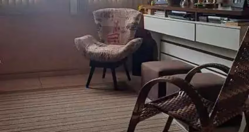 Apartamento mobiliado, bem espaçoso com 2 quartos em s. vicente