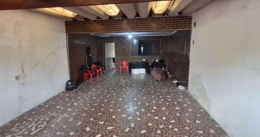Casa com 2 quartos à venda na Vila Margarida, São Vicente 