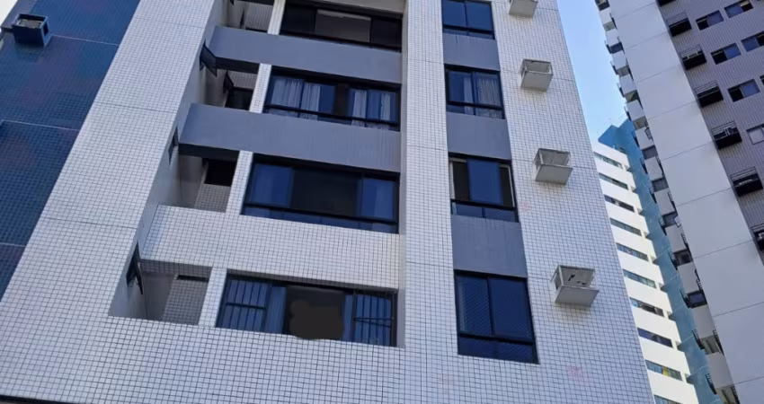 Apartamento à Venda em Boa Viagem com 02 Quartos e Suíte.