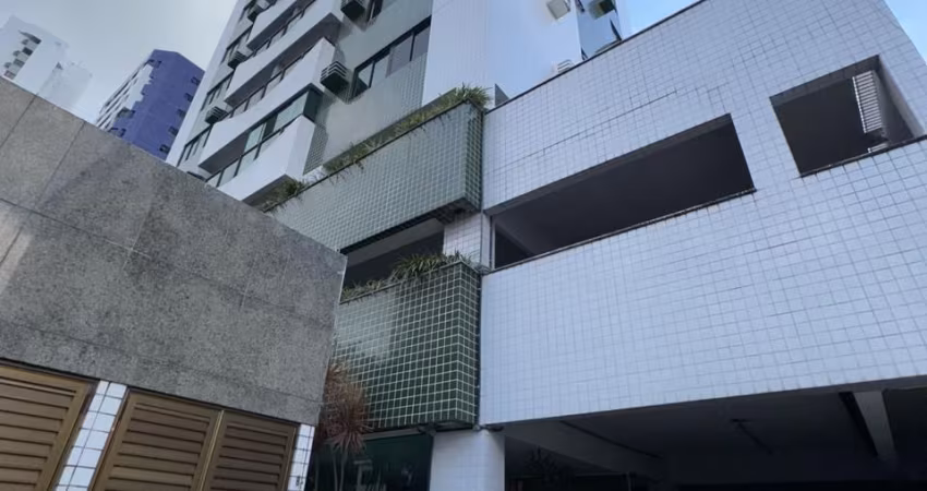 Apartamento à Venda em Piedade com 85M² totalmente nascente.