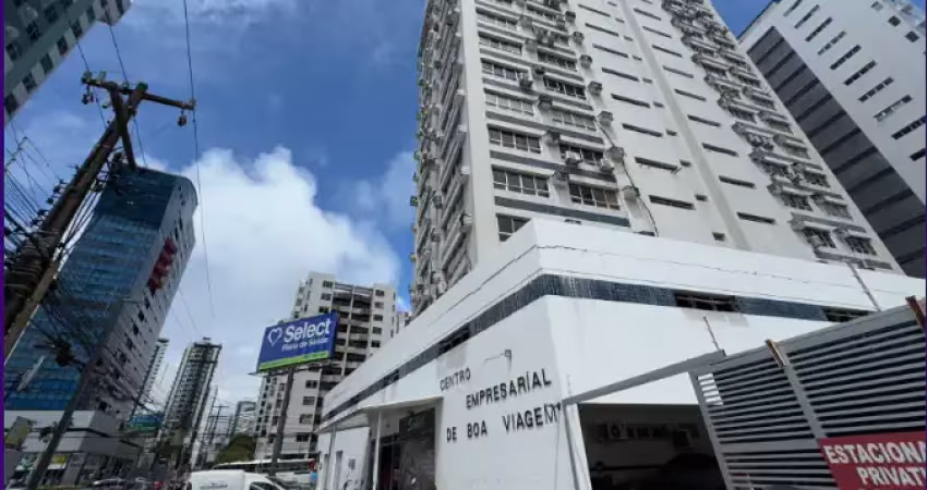 Vendo conjunto de salas comerciais com 105m² vista mar.