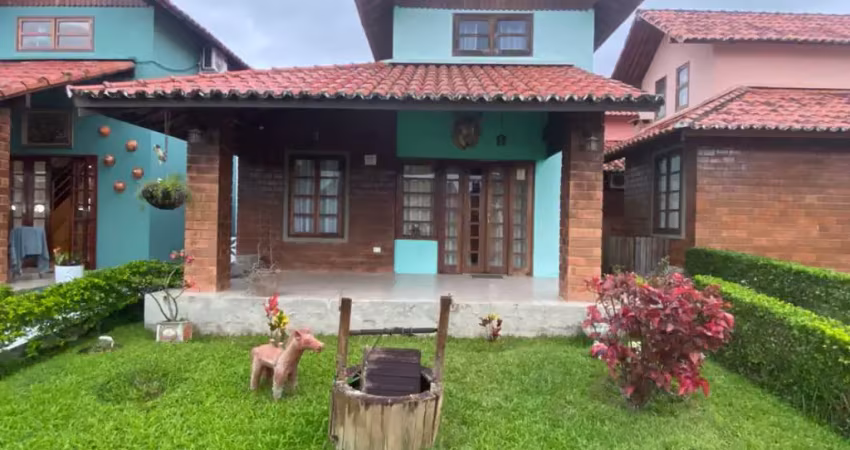 Casa em condomínio village da canastra em gravata .