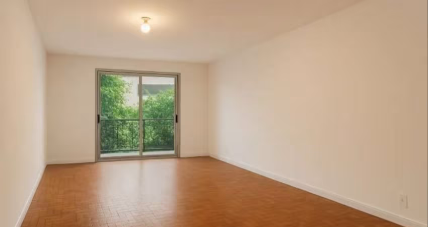 Apartamento à venda na quadra da praia do Boqueirão – Vista Mar e Conforto Completo!