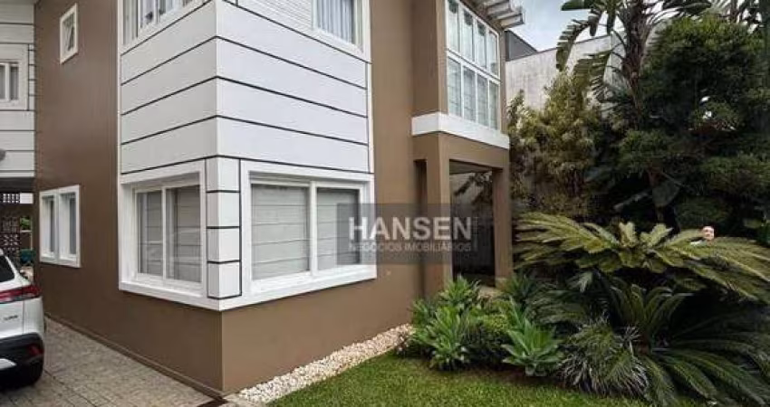 Casa com 2 suítes + 2  dormitórios à venda, 300 m² por R$ 1.680.000 - Glória - Joinville/SC