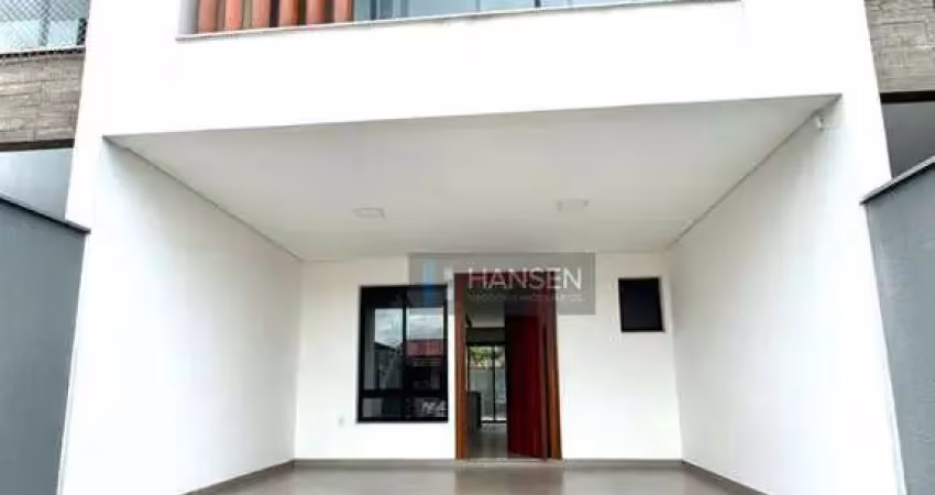 Casa com 1 suíte + 2  dormitórios à venda, 136 m² por R$ 868.000 - Saguaçu - Joinville/SC