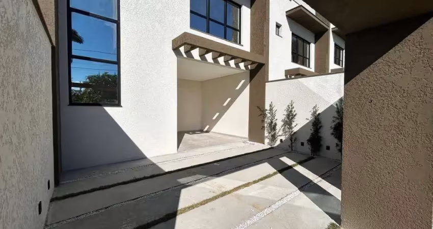 Sobrado com 1 suíte + 2  dormitórios à venda, 101 m² por r$ 760.000 - glória - joinville/sc
