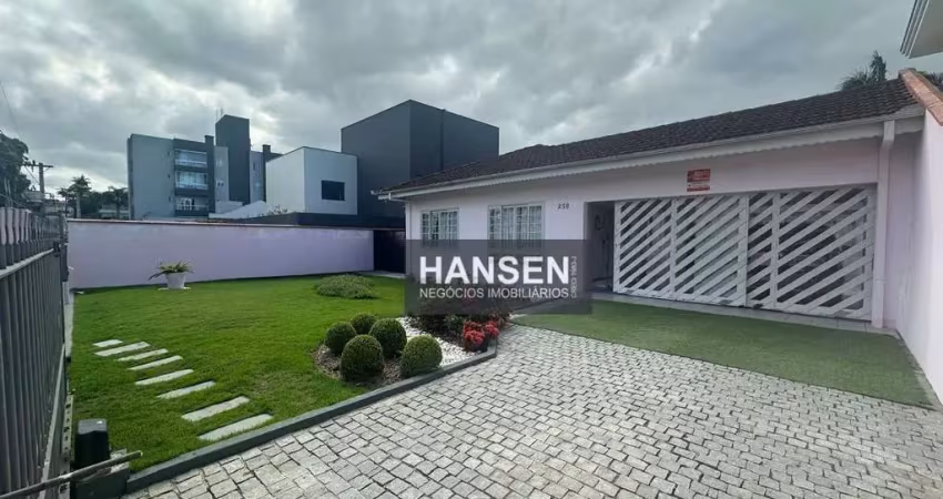 Casa com 1 suíte + 2  dormitórios à venda, 160 m² por R$ 1.100.000 - Costa e Silva - Joinville/SC