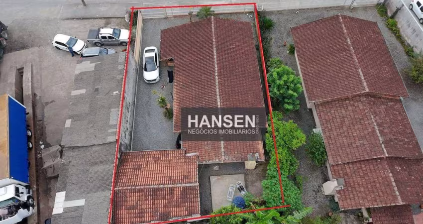Terreno Versátil à venda, 361 m² por R$ 960.000 - Costa e Silva - Joinville/SC