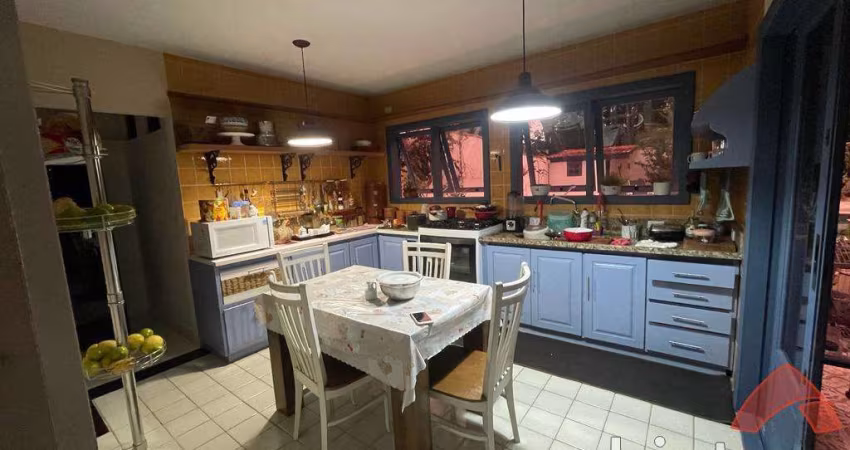 Sobrado com 4 dormitórios à venda, 250 m²  Sete Praias - São Paulo/SP