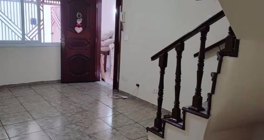 Sobrado de 4 quartos com 100m² - Vila das Oliveiras