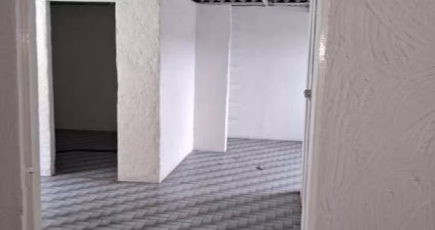 Casa de 190m² com 2 dormitórios  - Jardim Santa Cruz