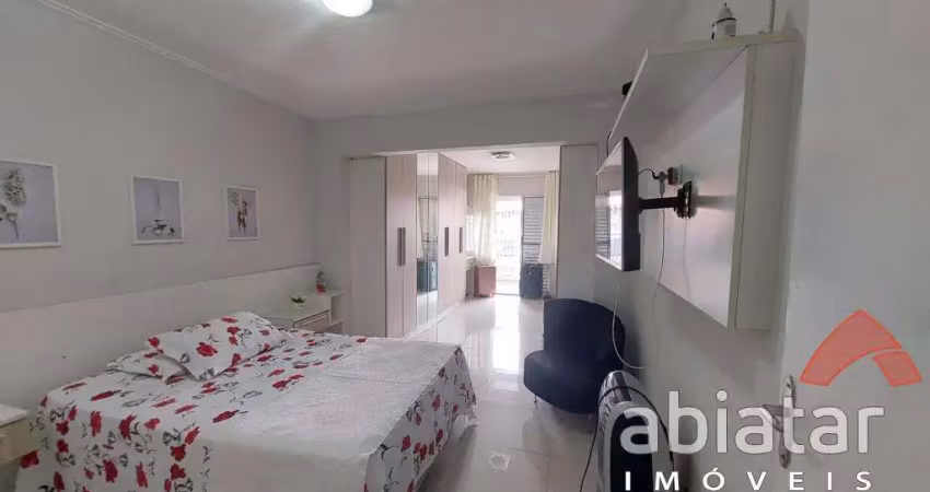 Sobrado à venda no parque pinheiros – 2 dorms, escritório e quintal | reformado