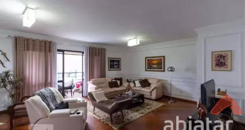 Apartamento disponível para venda com 4 dormitórios e 212 m² - Vila Sônia