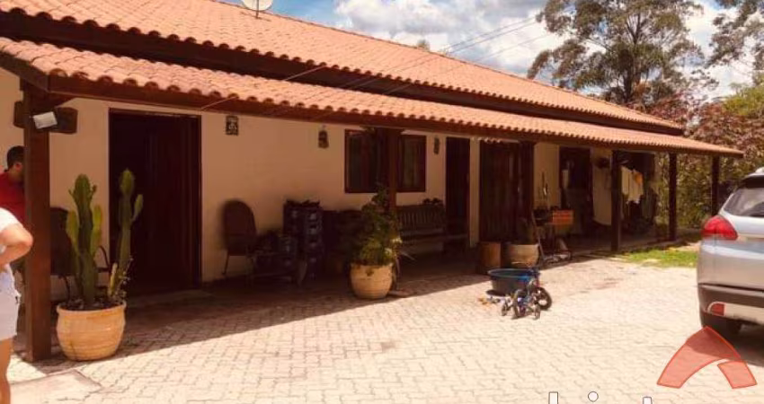Casa condomínio GreenValley, com 4 dormitorios , 1 suíte com closet