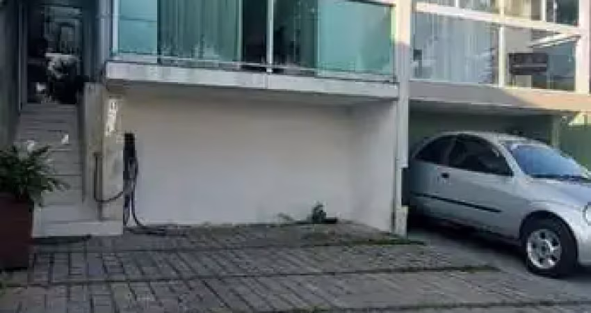 Sobrado Condomínio Sorrento - Embu das Artes