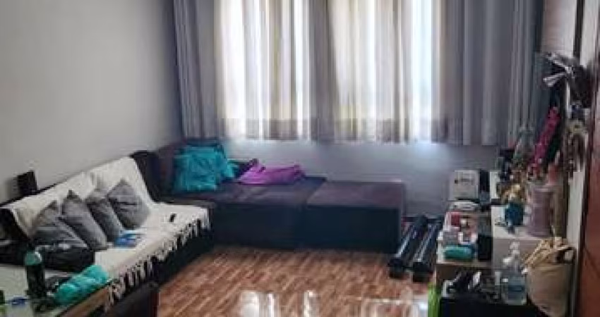 Linda Casa com 3 Dormitórios em Condomínio Fechado a Venda no Campo Limpo, Zona Sul!!