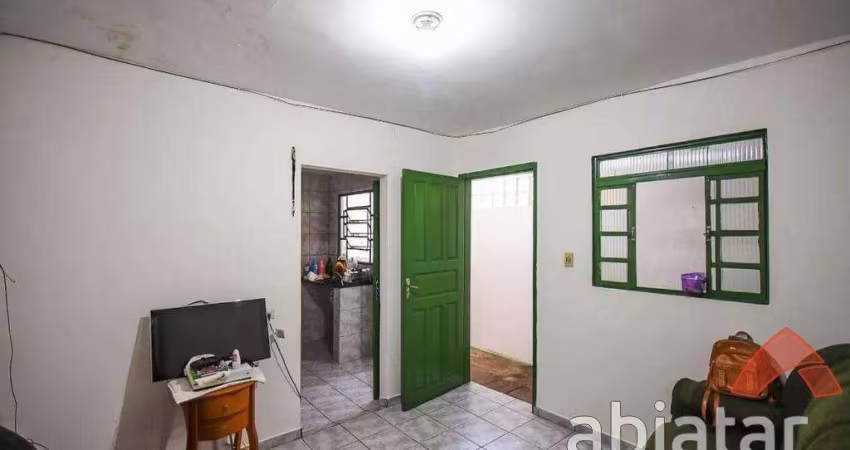 Casa à venda com 242m², 2 quartos e 1 vaga