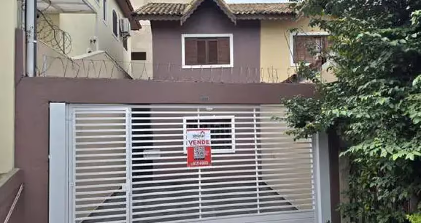 Sobrado com 150m², 2 dorms, 2 vagas, à venda no Parque Monte Alegre - Taboão da Serra